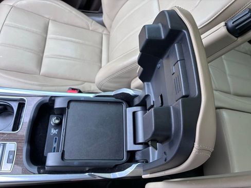 Used 2019 Land Rover Range Rover Sport HSE image 42