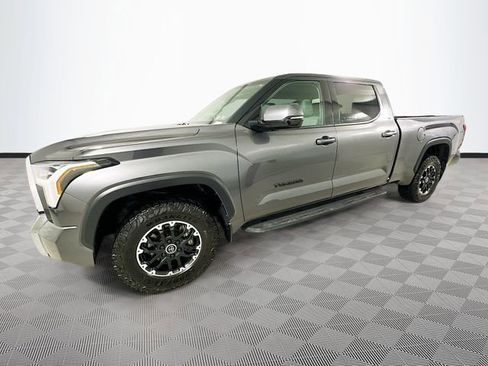 Used 2022 Toyota Tundra SR5 w/ TRD Off-Road Premium Package image 4