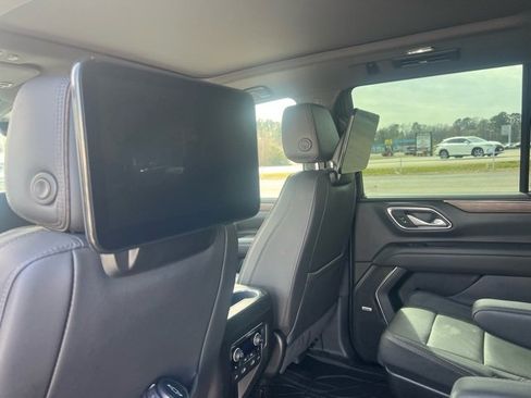 Used 2024 Chevrolet Tahoe High Country w/ Advanced Technology Package image 24