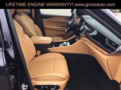 Used 2024 Jeep Grand Cherokee L Summit AWD/4WD image 22
