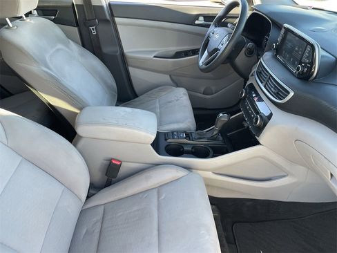 Used 2021 Hyundai Tucson Value image 11
