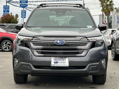 Used 2026 Subaru Forester Premium AWD/4WD image 6