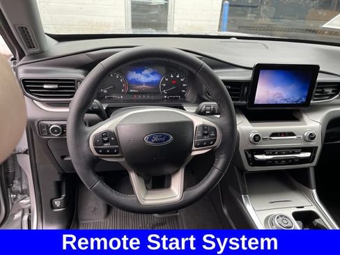 Used 2023 Ford Explorer XLT w/ Equipment Group 202A AWD/4WD image 13