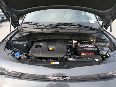 Used 2023 Kia Soul LX image 28