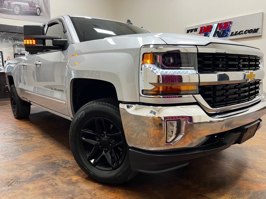Used 2017 Chevrolet Silverado 1500 LT w/ Max Trailering Package AWD/4WD image 43