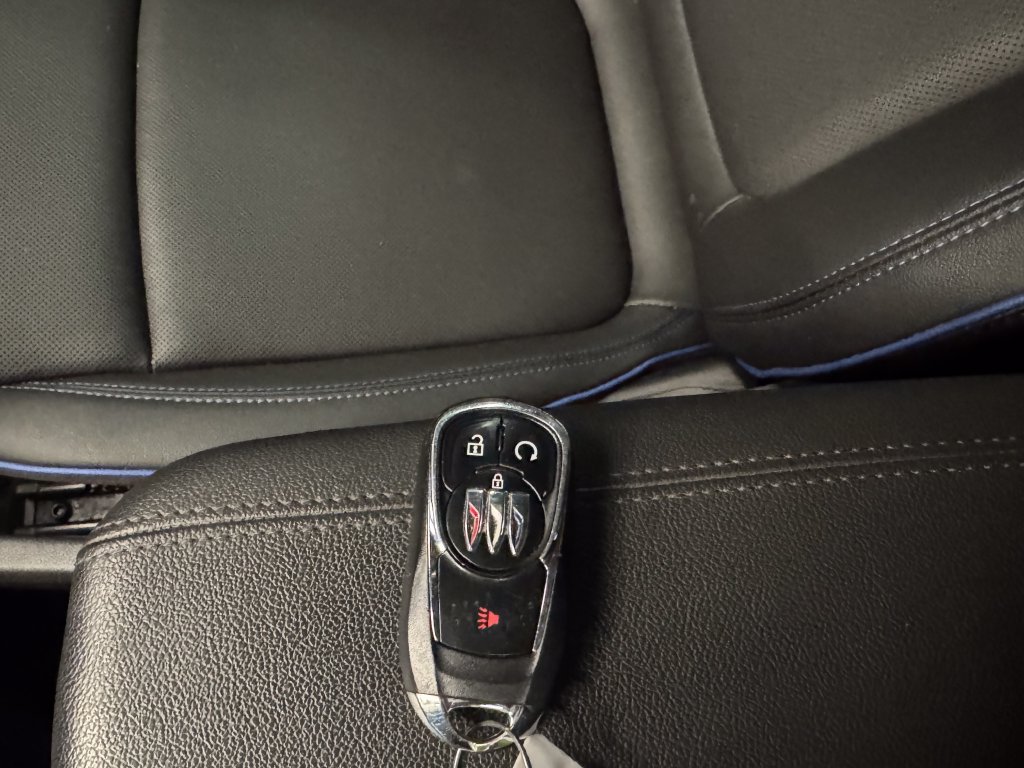 Used 2025 Buick Encore GX Sport Touring FWD image 16