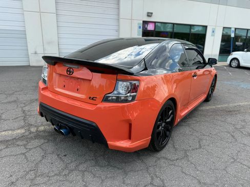 Used 2015 Scion tC FWD image 4