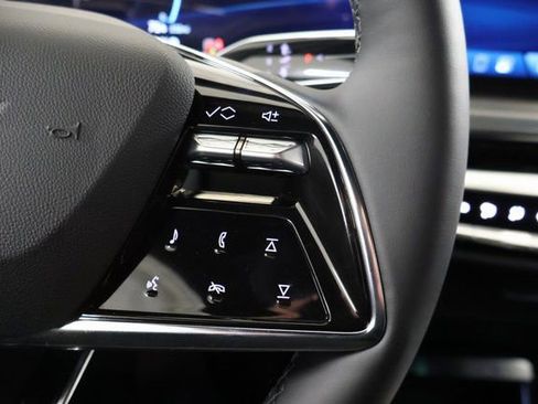 New 2026 Cadillac Lyriq Signature Luxury image 18