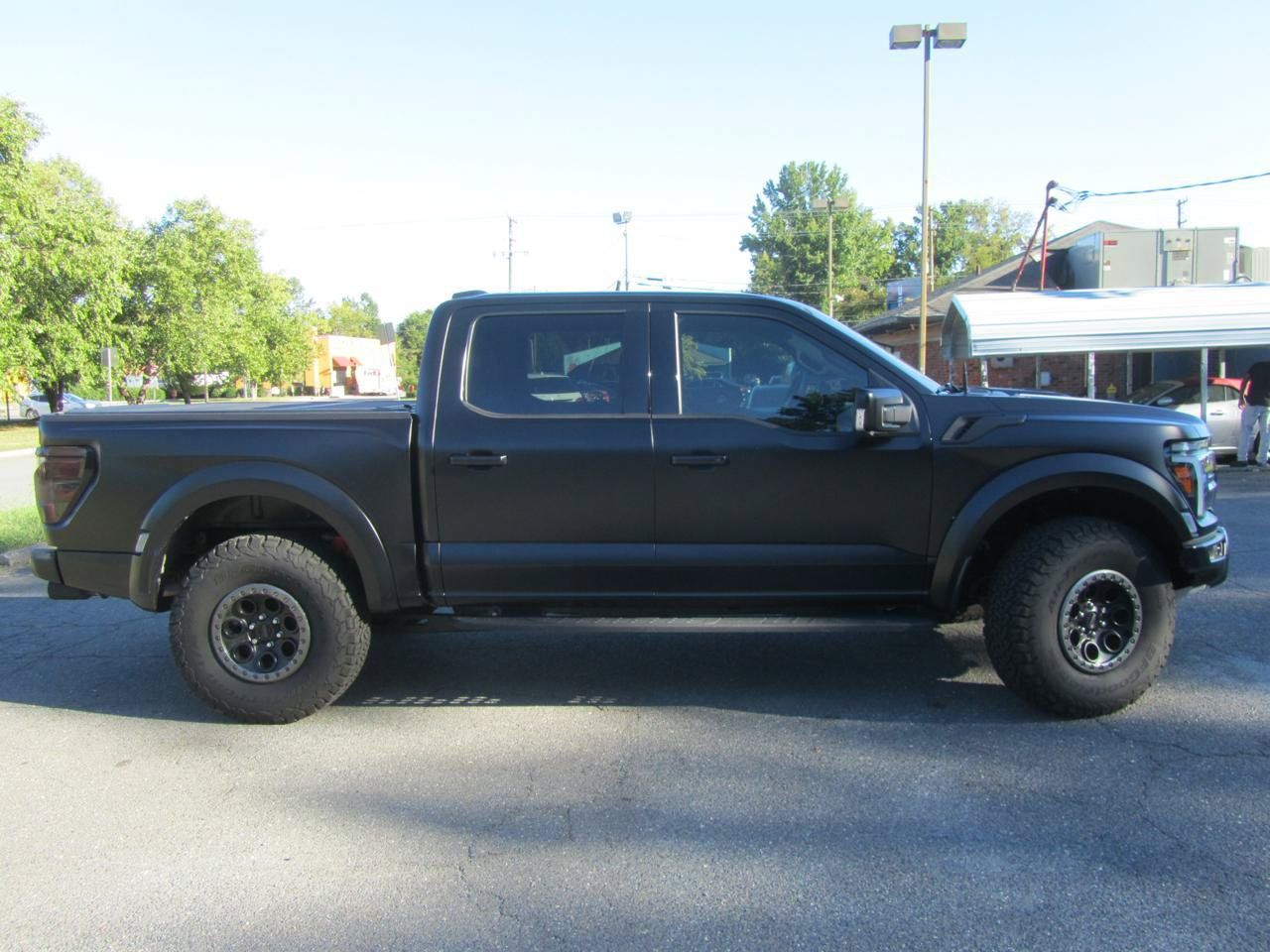 Used 2025 Ford F150 Raptor AWD/4WD image 11