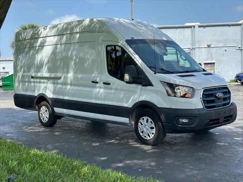 Used 2023 Ford E-Transit 148 High Roof Extended w/ Load Area Protection Package RWD image 11