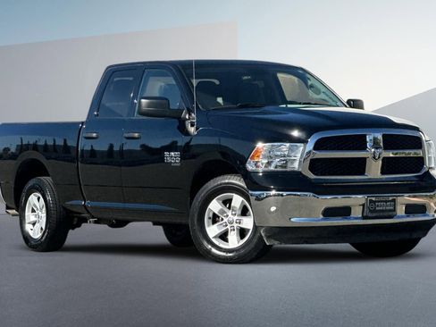 Used 2024 RAM 1500 Classic SLT image 2
