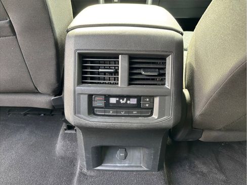 Used 2021 Volkswagen Atlas S image 30