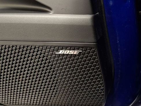 Used 2023 Hyundai Elantra Limited w/ Preferred Accessory Package image 23