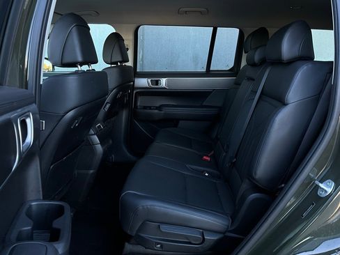 Used 2025 Hyundai Santa Fe SEL image 12