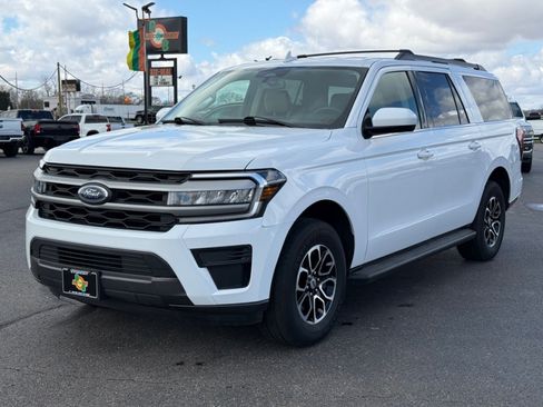 Used 2024 Ford Expedition Max XLT AWD/4WD image 4