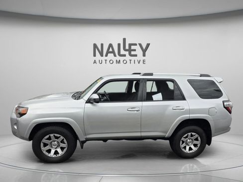 Used 2016 Toyota 4Runner Limited image 2