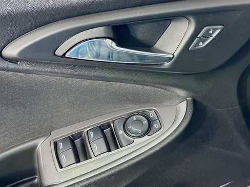 Used 2023 Chevrolet Malibu LT image 22