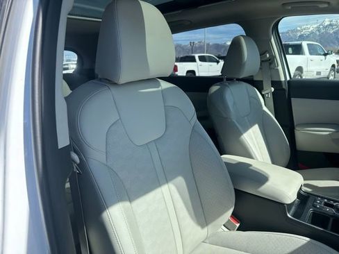 Used 2024 Kia Sorento X-Line EX image 18