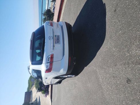 Used 2011 MAZDA CX-9 Grand Touring w/ Moonroof & Bose Audio Pkg image 17