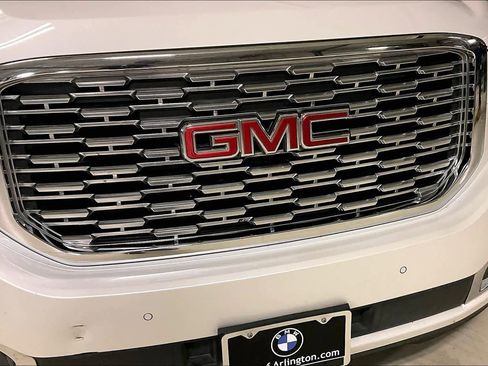 Used 2019 GMC Yukon Denali w/ Denali Ultimate Package image 30