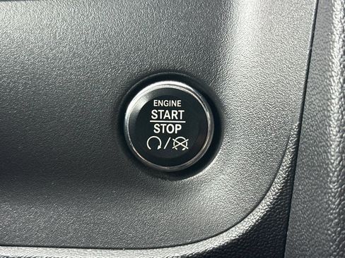 Used 2013 Dodge Challenger R/T w/ Blacktop Pkg RWD image 19