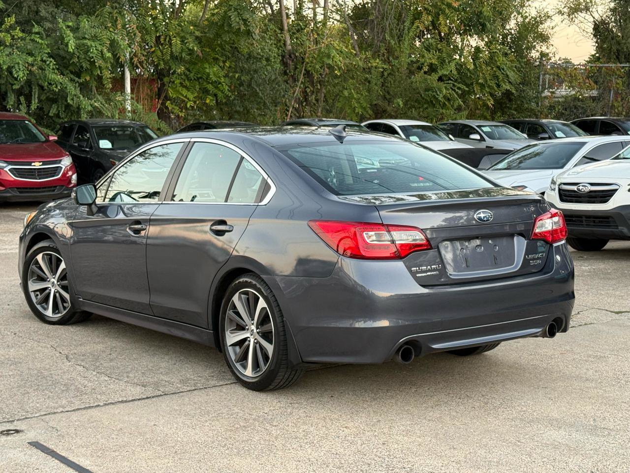 Used 2016 Subaru Legacy 3.6R Limited AWD/4WD image 3
