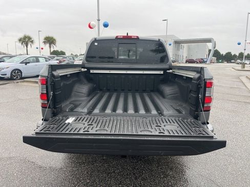 Used 2022 Nissan Frontier SV image 28