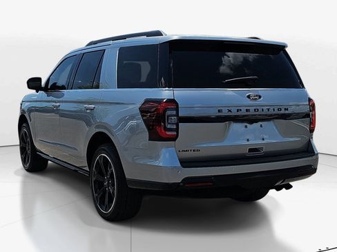 Used 2023 Ford Expedition Limited AWD/4WD image 6