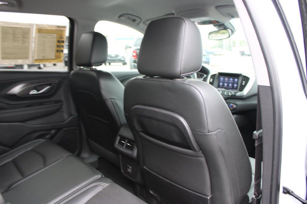 Used 2023 GMC Terrain SLT FWD image 36