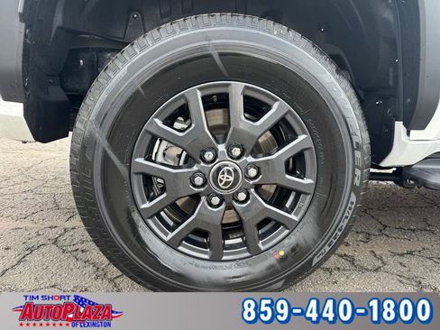 Used 2025 Toyota 4Runner SR5 image 14