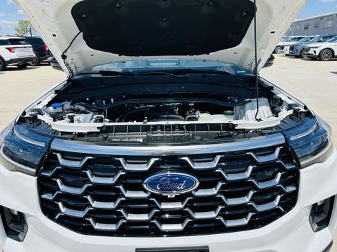 New 2026 Ford Explorer Platinum AWD/4WD image 53