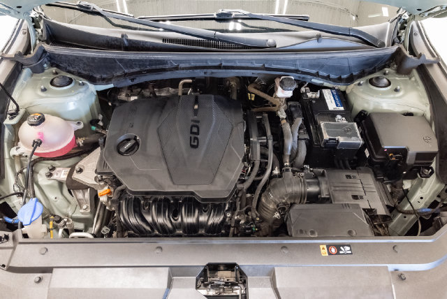 Used 2022 Hyundai Santa Cruz SEL FWD image 3