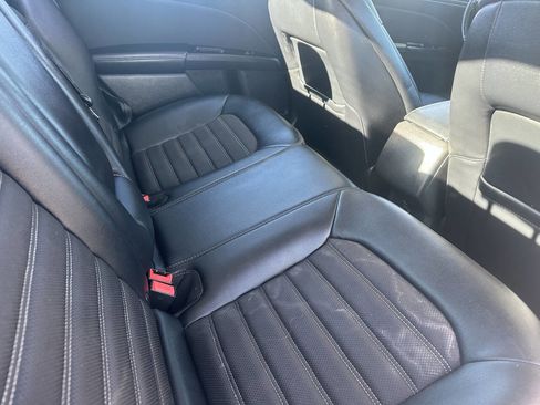 Used 2017 Ford Fusion SE w/ Equipment Group 201A image 5