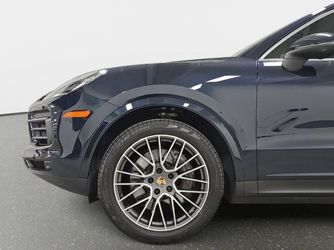 Certified 2023 Porsche Cayenne AWD/4WD image 10
