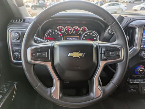 Used 2023 Chevrolet Silverado 2500 LT image 16