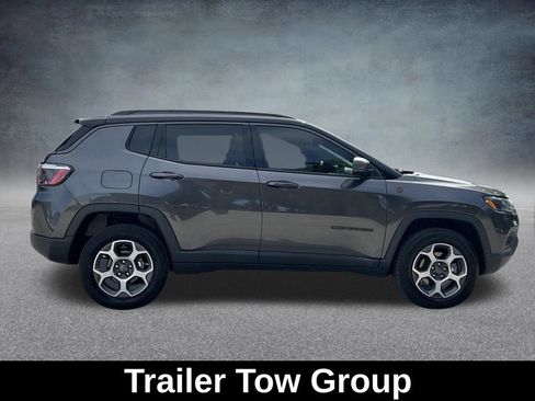 Used 2022 Jeep Compass Trailhawk w/ Sun and Sound Group AWD/4WD image 5