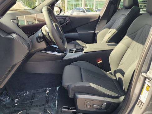 New 2025 BMW X3 xDrive30i w/ Convenience Package image 10