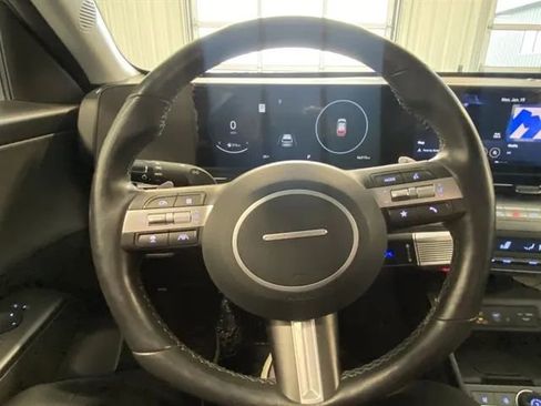 Used 2024 Hyundai Kona Limited image 25