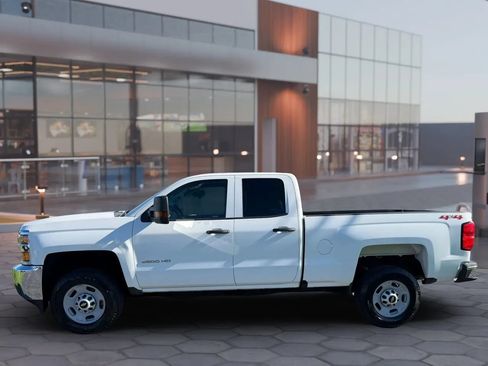 Used 2019 Chevrolet Silverado 2500 W/T AWD/4WD image 6