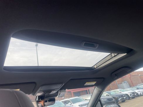 Used 2024 Honda Passport EX-L image 30