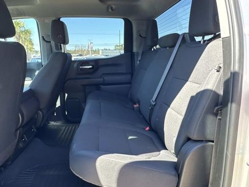 Used 2022 Chevrolet Silverado 1500 Custom image 8