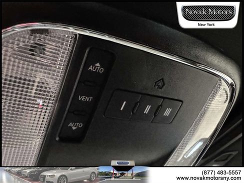 Used 2021 Dodge Charger SXT w/ Driver Convenience Group image 23