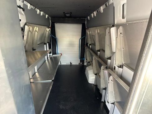 Used 2024 RAM ProMaster 3500 w/ Delivery Van Package FWD image 33
