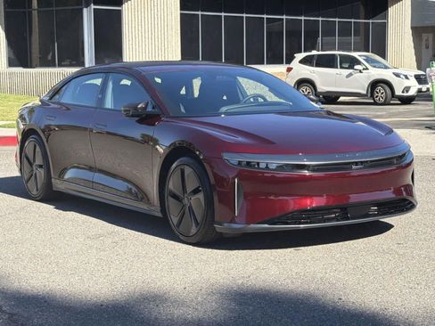 Used 2024 Lucid Air Pure image 8