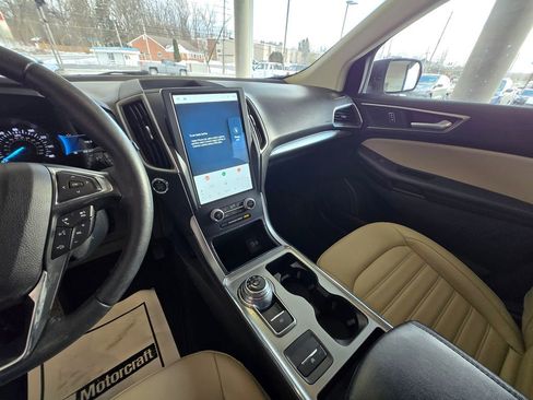 Used 2022 Ford Edge SEL w/ Convenience Package image 17
