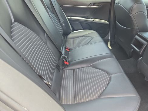 Used 2024 Toyota Camry SE FWD image 18
