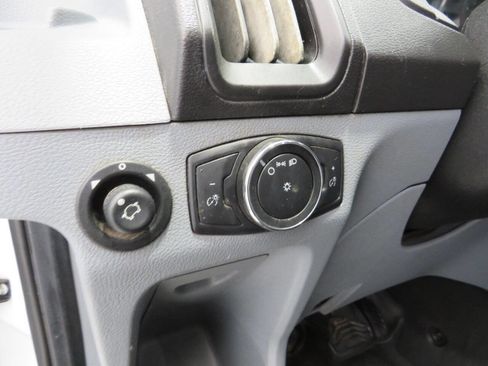 Used 2018 Ford Transit 250 130 Low Roof image 22