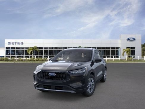 New 2026 Ford Escape Active w/ Tech Pack #1 FWD image 2