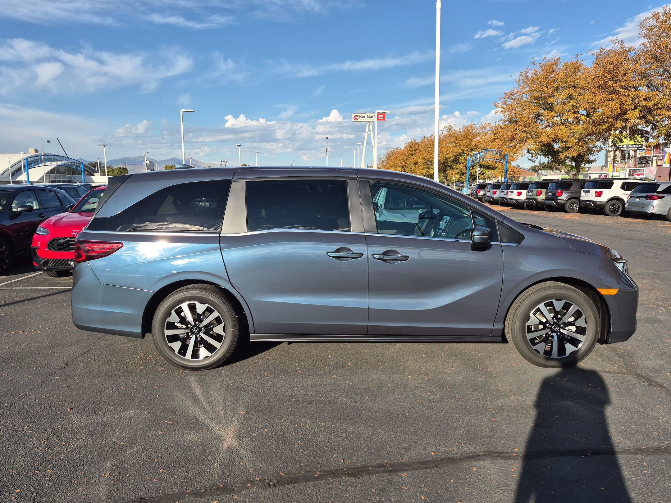 New 2027 Honda Odyssey EX-L image 2
