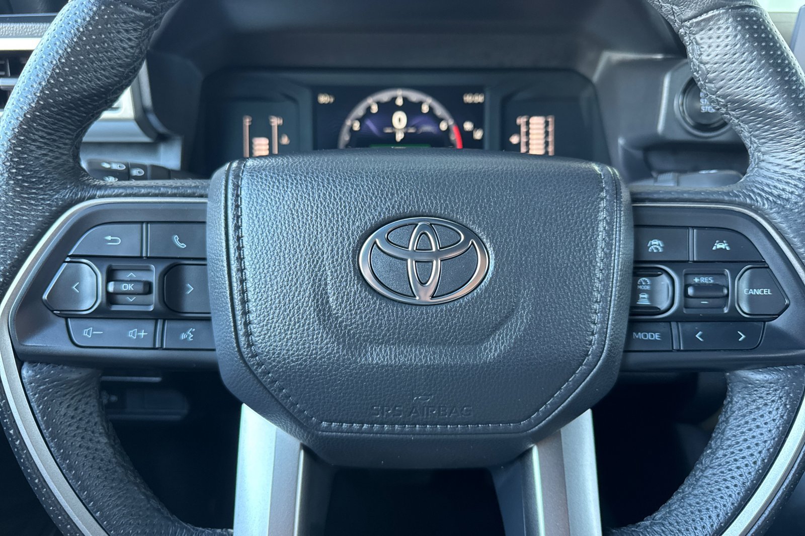 Certified 2025 Toyota Tacoma SR5 w/ SR5 Upgrade Package AWD/4WD image 27